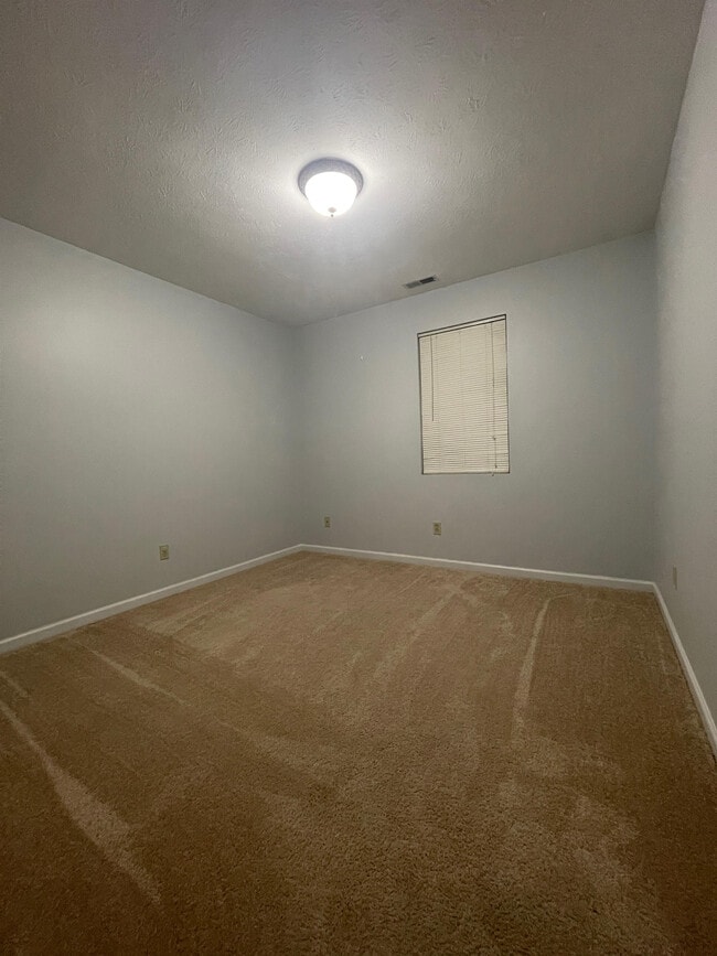 Building Photo - 53 Clear Spring Dr