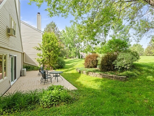 Building Photo - 133 Covington Ln