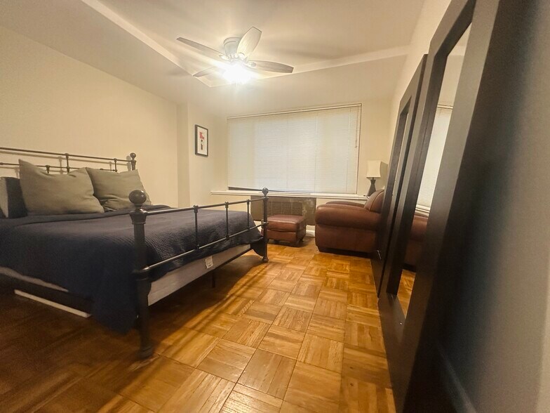 Building Photo - 1011 Arlington Blvd