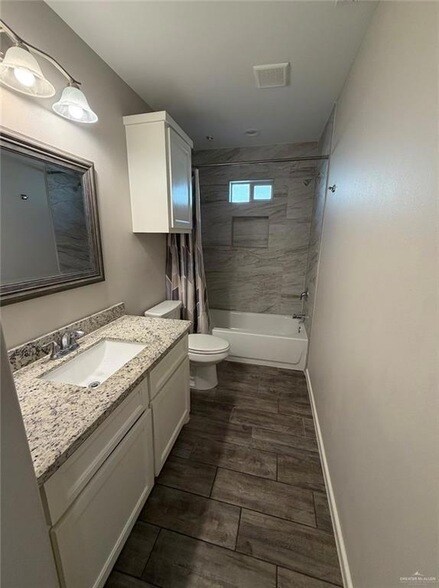 Building Photo - 1309 Alta Vista Dr