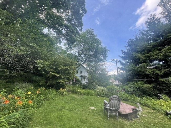 Building Photo - 1168 Grafton St