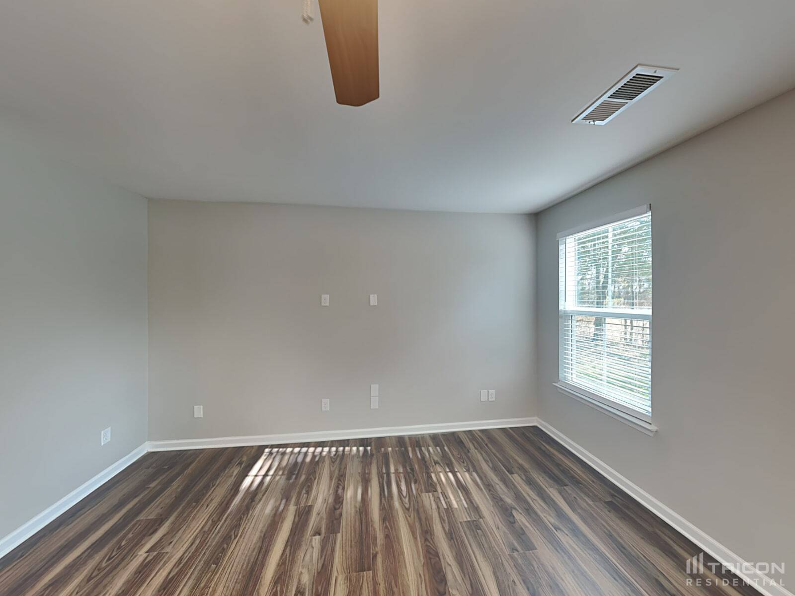 Building Photo - 2240 Pearwick Ct