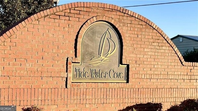 Building Photo - 6243 Shoreview Cir