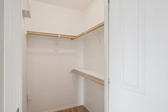 Building Photo - 2401 E Rio Salado Pkwy