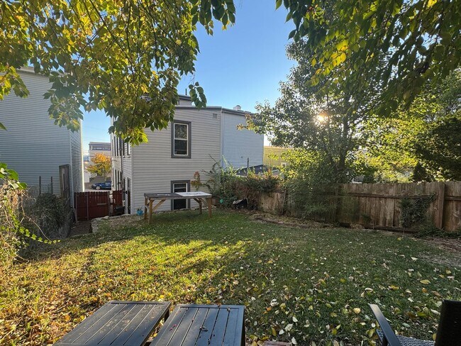 Building Photo - 308 Klotter Ave