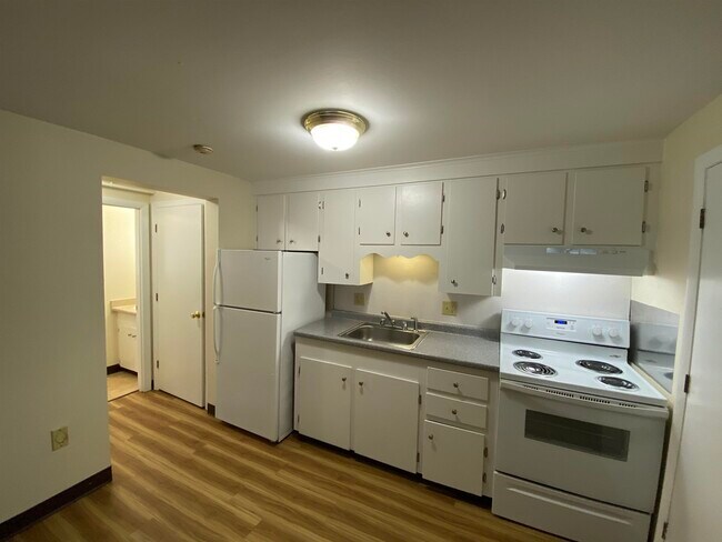 Building Photo - 93 West St