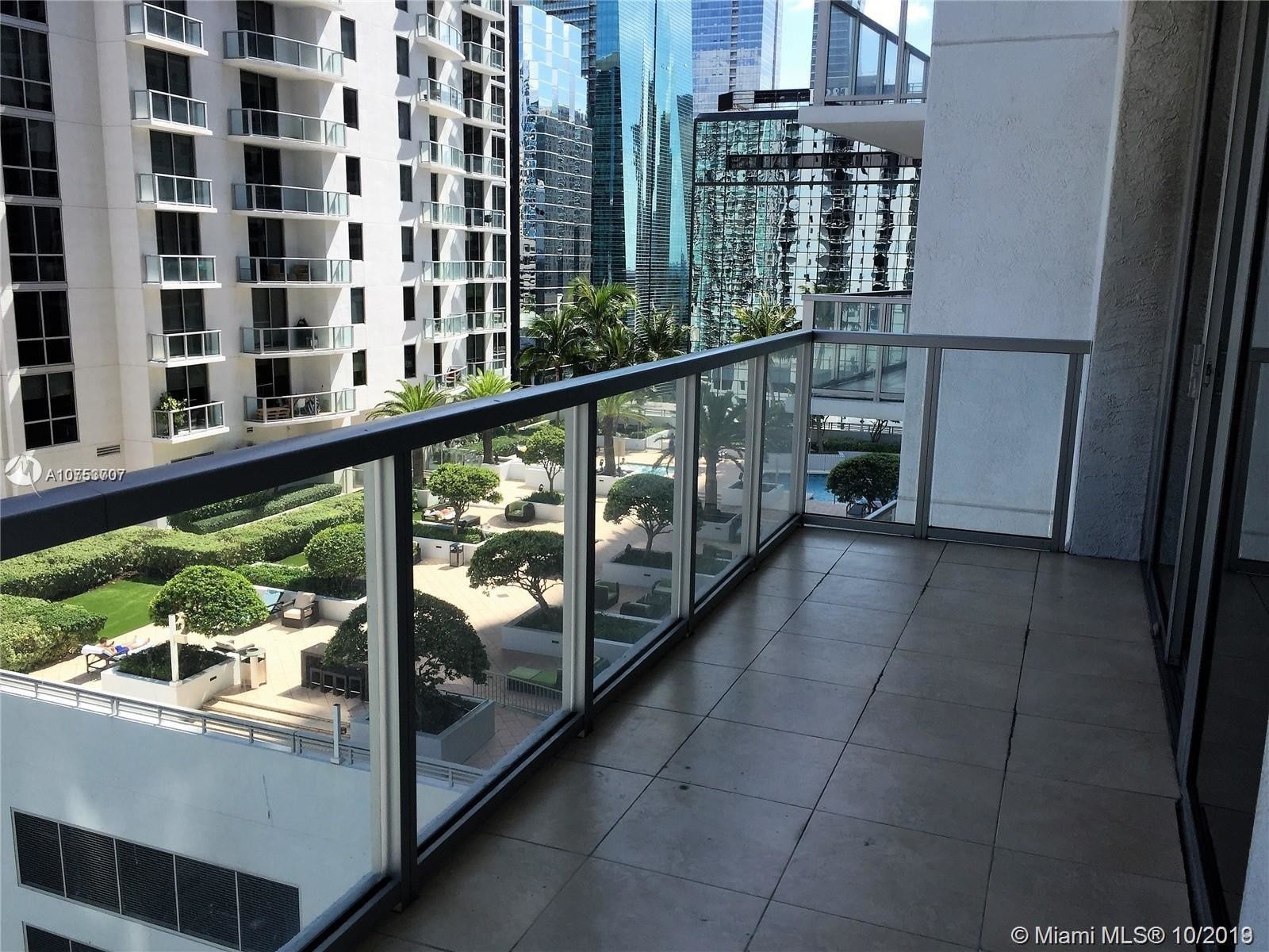Building Photo - 1050 Brickell Ave