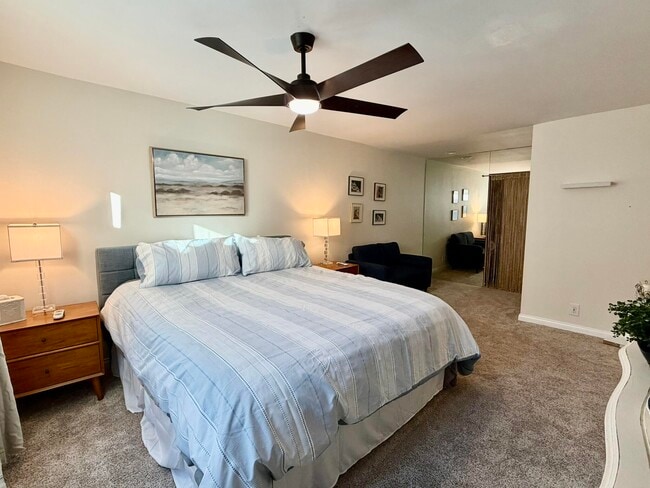 Building Photo - 177 Las Lomas