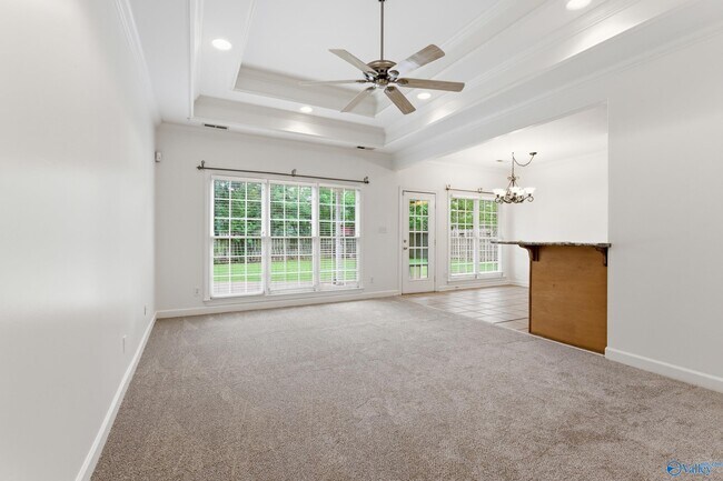 Building Photo - 146 Paul Revere Dr