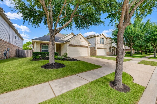 Building Photo - 6030 Starbrook Creek Dr
