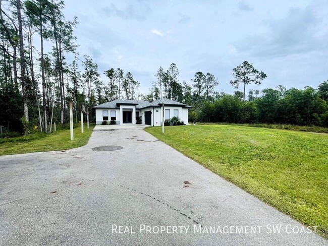 Building Photo - 4267 4th Ave SE