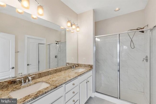 Building Photo - 46077 Hall Rd