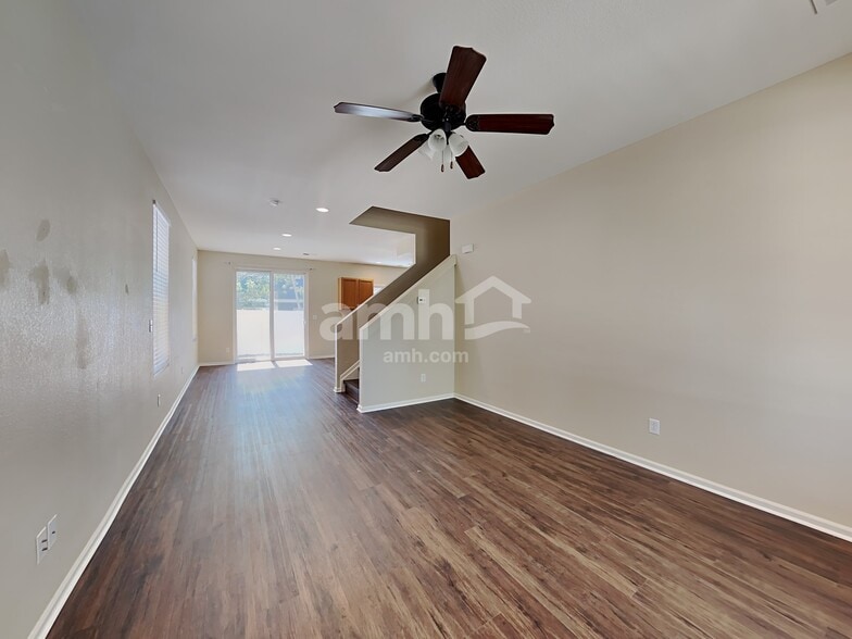 Building Photo - 18644 E 47th Ave