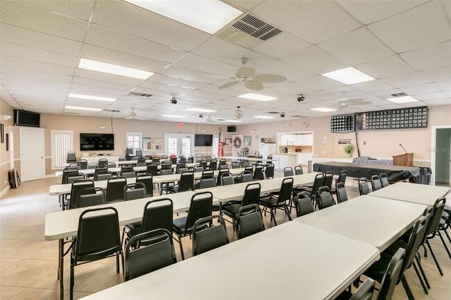 Building Photo - 7815 Greenlawn Dr