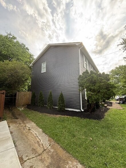 Building Photo - 3221 New Towne Rd