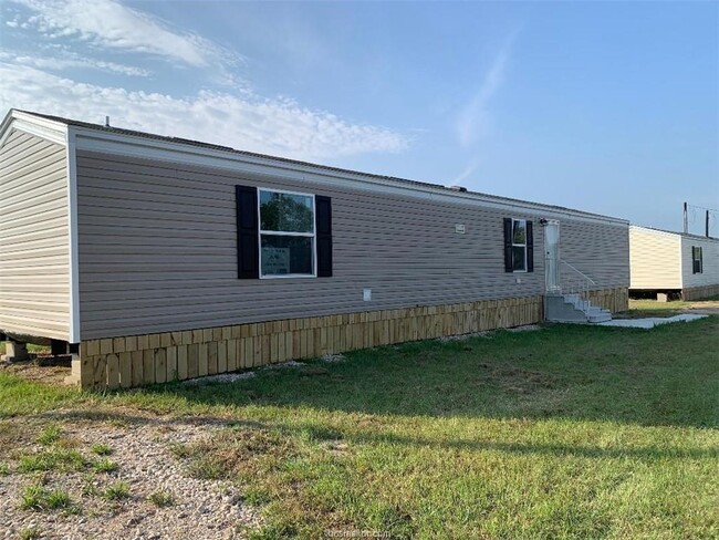 Building Photo - 5657 FM 1362
