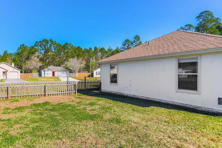 Building Photo - 1821 Sheraton Lakes Cir