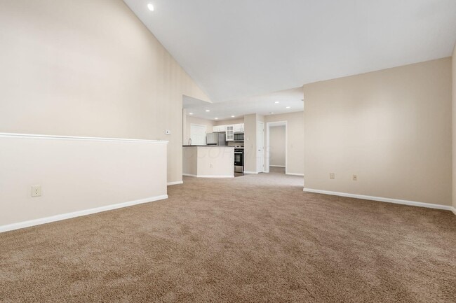 Building Photo - 5066 Stratford Pine Ln