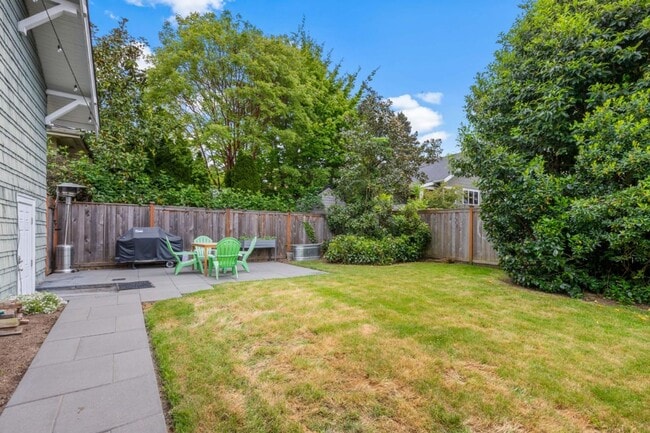 Building Photo - 4Bd/2Ba Seattle Home