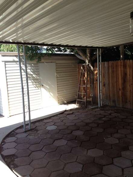 Building Photo - 6625 S Granada Dr