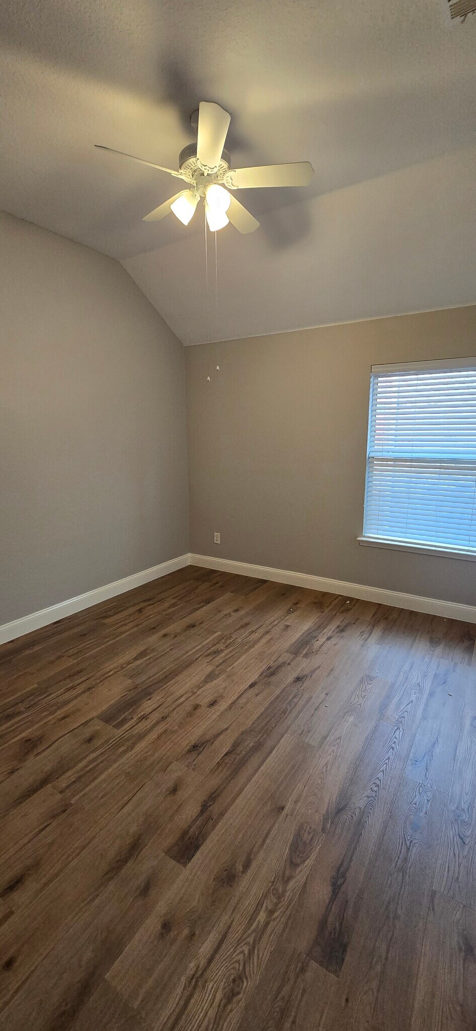 Building Photo - 10309 Fawn Meadow Ct