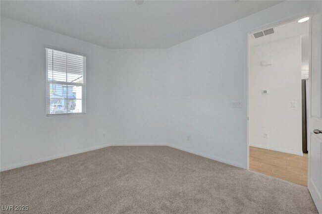 Building Photo - 9885 Angel Valley Dr
