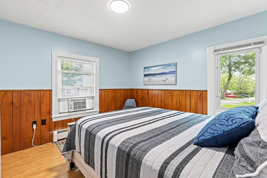 Building Photo - 31 Foote St