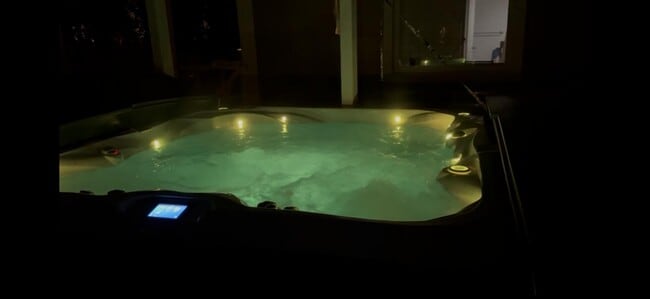 Building Photo - 202 Snug Harbour Dr