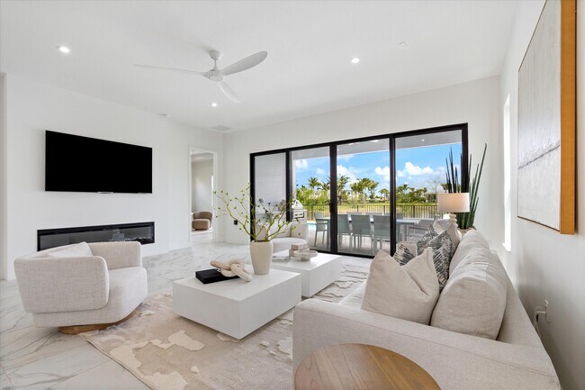 Building Photo - 12466 Solana Bay Cir