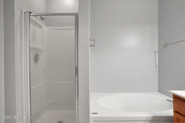 Building Photo - 9744 Summer Grove Way W