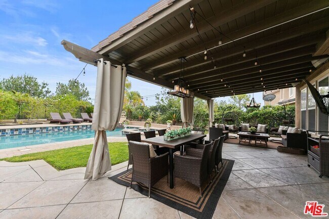 Building Photo - 11564 Apulia Ct
