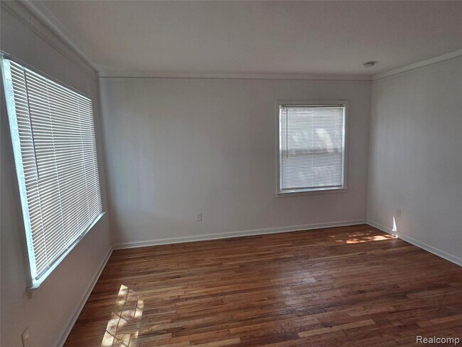Building Photo - 7211 Paige Ave