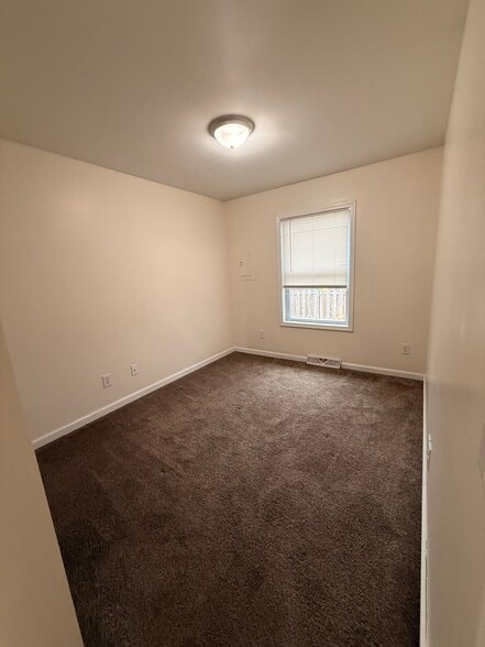 Bedroom 2 - 4178 S Center St