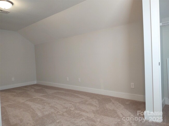 Building Photo - 4013 Belle Landing Rd