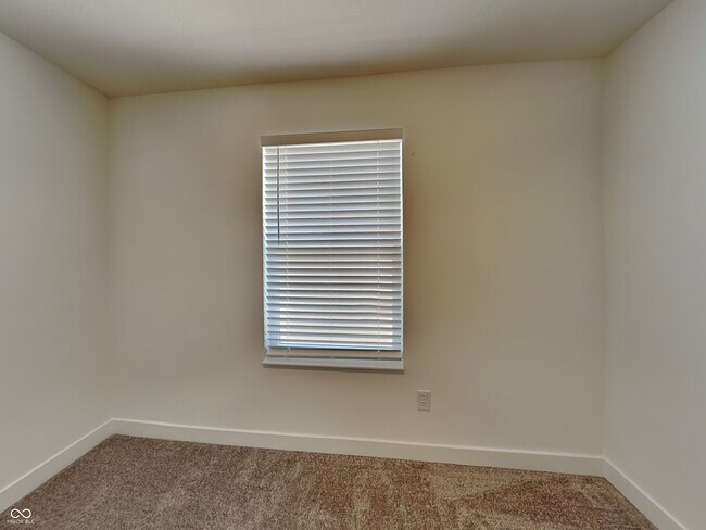 Building Photo - 11827 Moorfield Ln