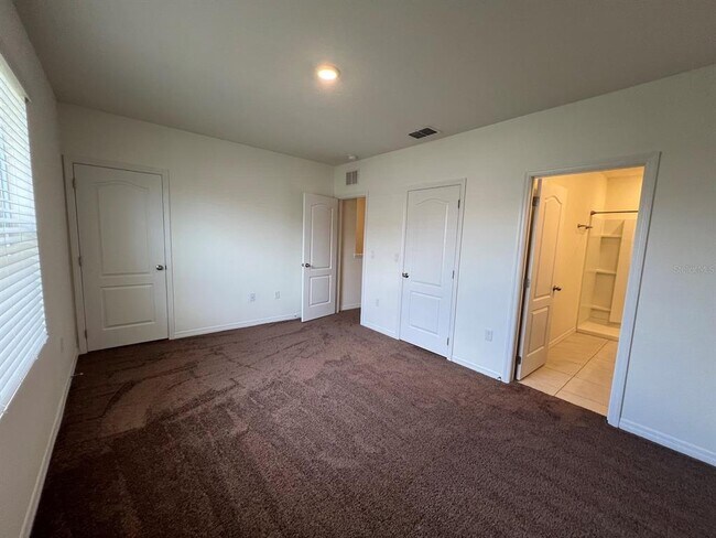 Building Photo - 1370 Yellow Finch Dr
