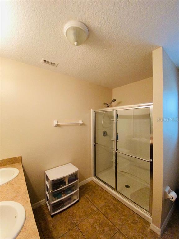 Building Photo - 1562 Tamarind Rd