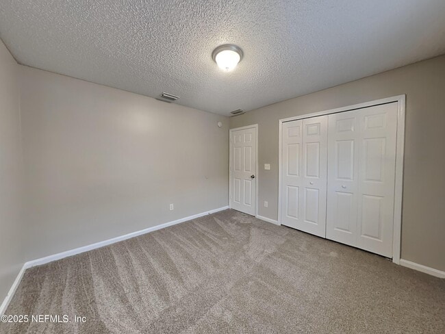 Building Photo - 938 Cherry Point Way