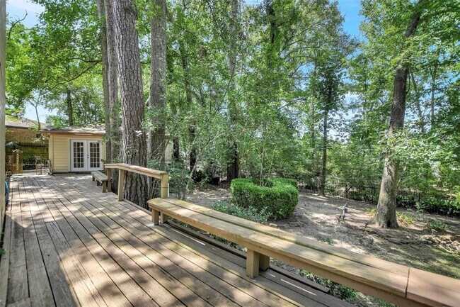 Building Photo - 75 Wood Hollow Dr