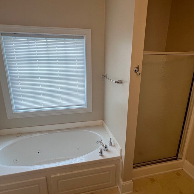 Building Photo - 4180 Dudleys Grant Dr