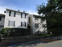 Building Photo - 28 Lexington Hills Rd