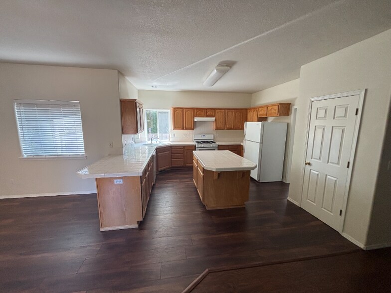 Building Photo - 5058 NW Crady Ln