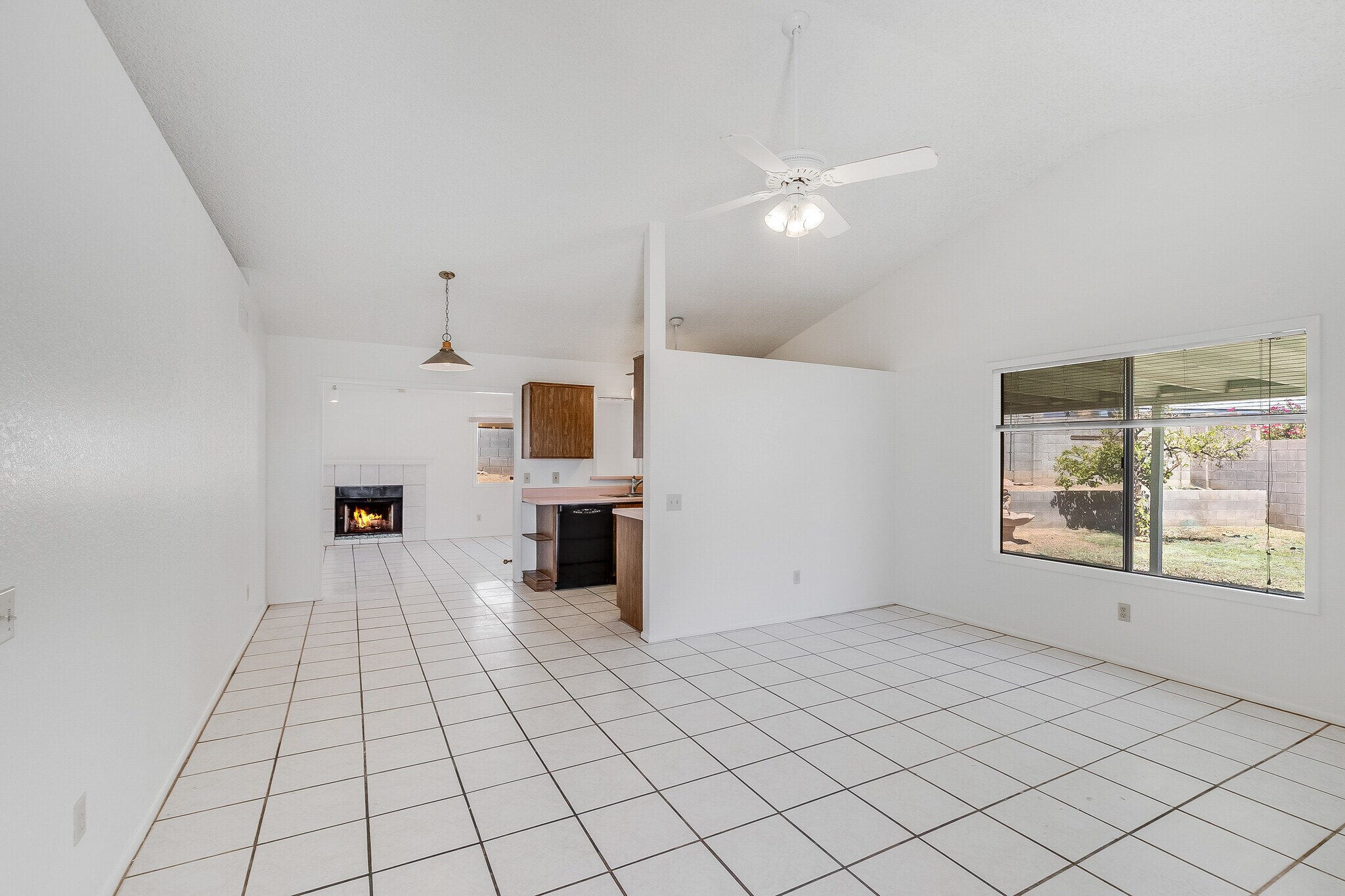 Building Photo - 16216 N 16th Pl