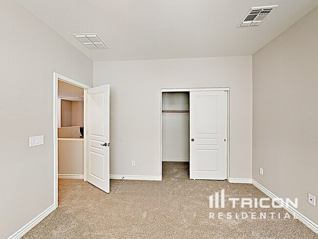 Building Photo - 37878 W Olivo St