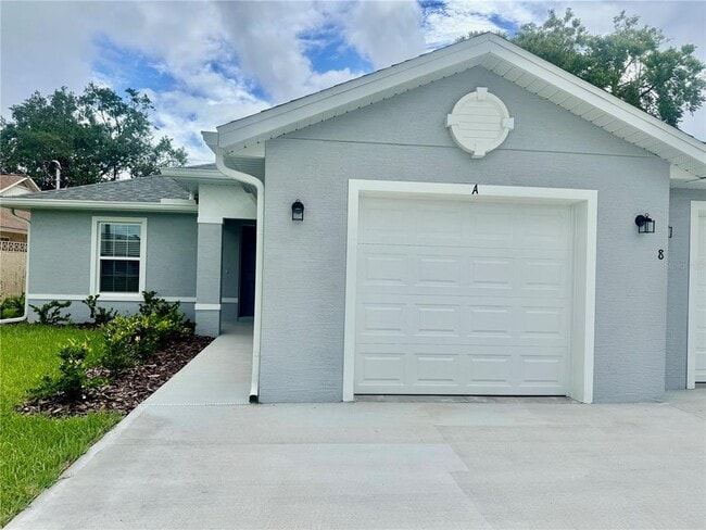Building Photo - 8 Coral Reef Ct N