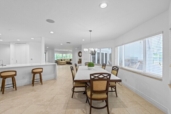 Building Photo - 7447 NW 82nd Terrace