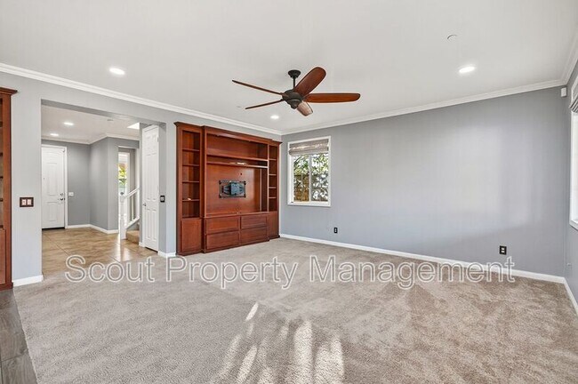 Building Photo - 39012 Crown Ranch Rd