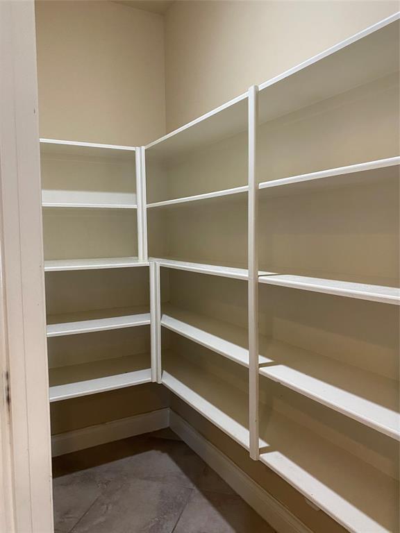 Building Photo - 25503 Lockspur Dr