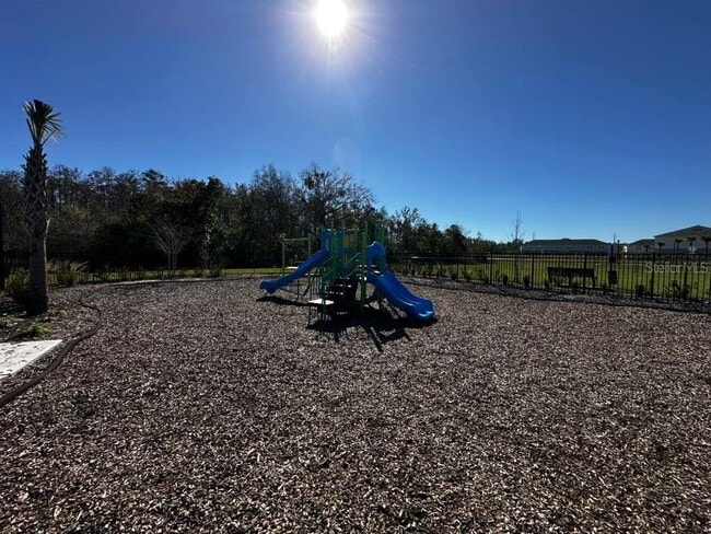 Building Photo - 3631 Mayfair St