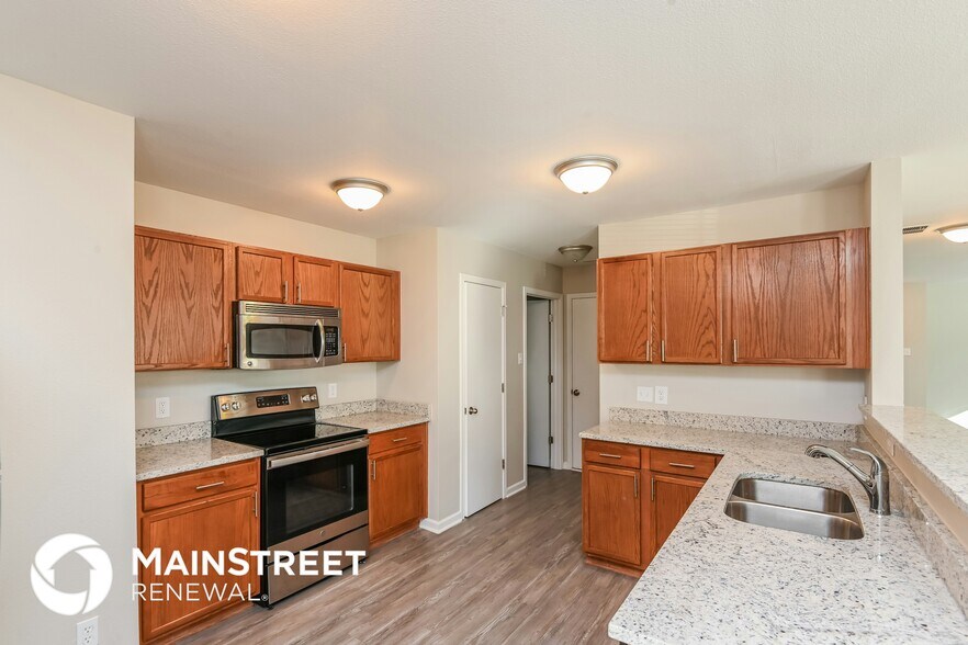 Building Photo - 700 Shellbark Dr